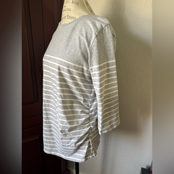 New XL Maurices Maternity Gray Striped 3/4 Sleeve Top - Picture 5 of 10